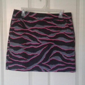 Loudmouth size 8 Hot pink, black & gray skort